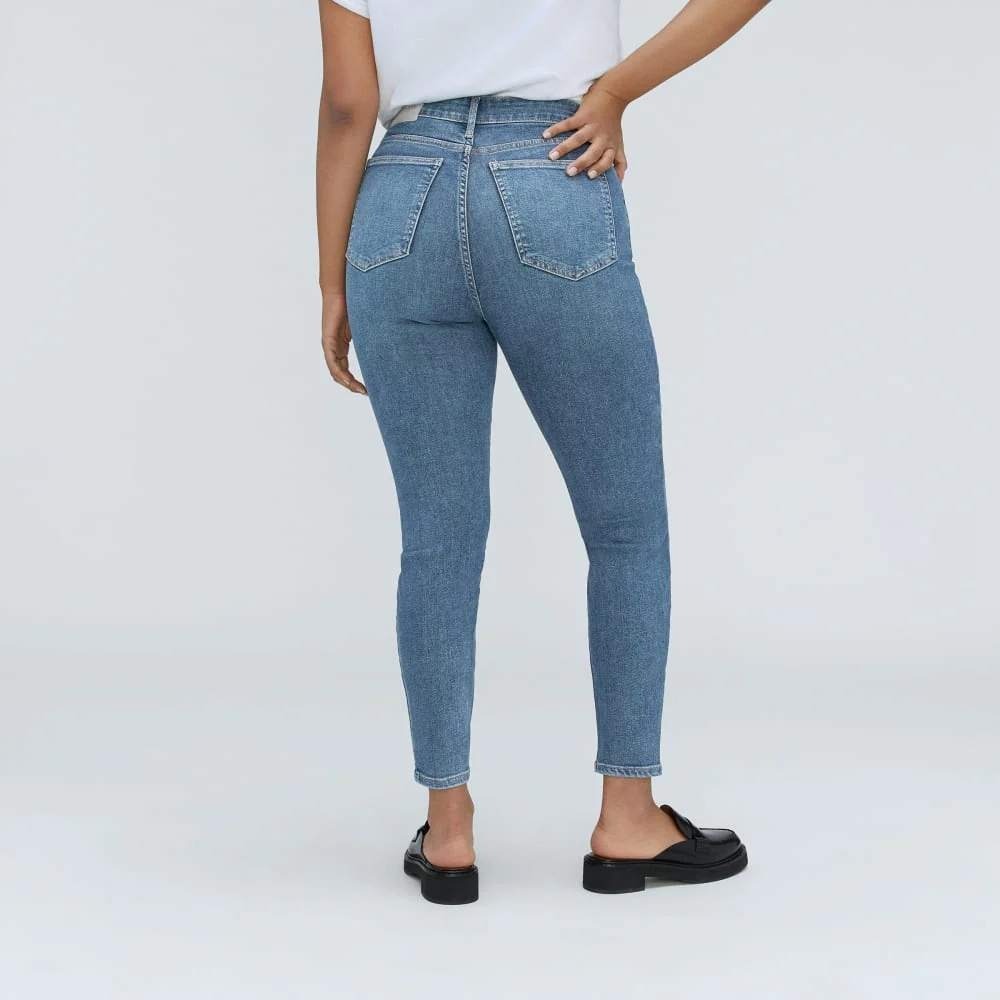 Levis 711 Skinny Jeans Womens 30 Blue Medium Wash Raw Frayed Step Hem Denim (95)